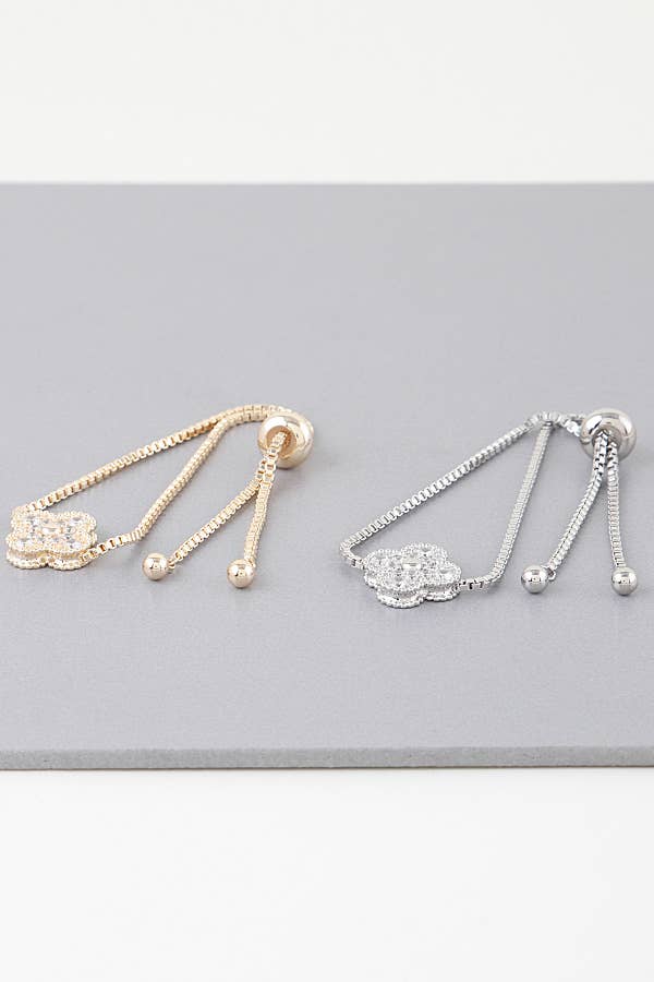 Quatrefoil Bejeweled Clover Box Chain Bracelet