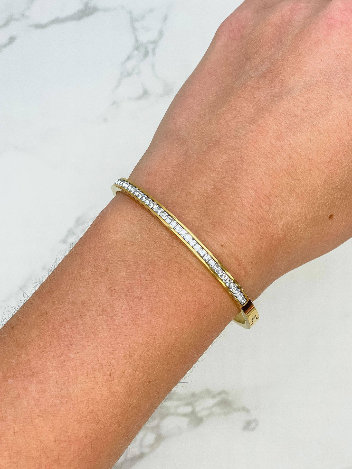 Glitzy Stainless Steel Hinge Bangle Bracelet