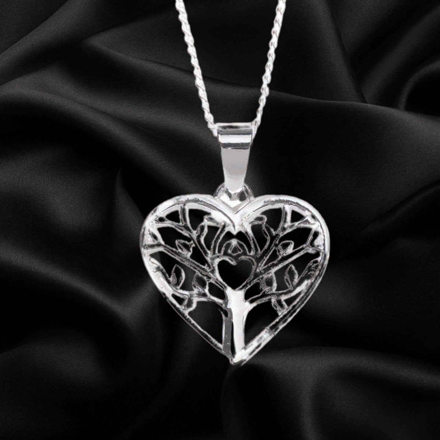 Necklace Mom Heart of Family Tree