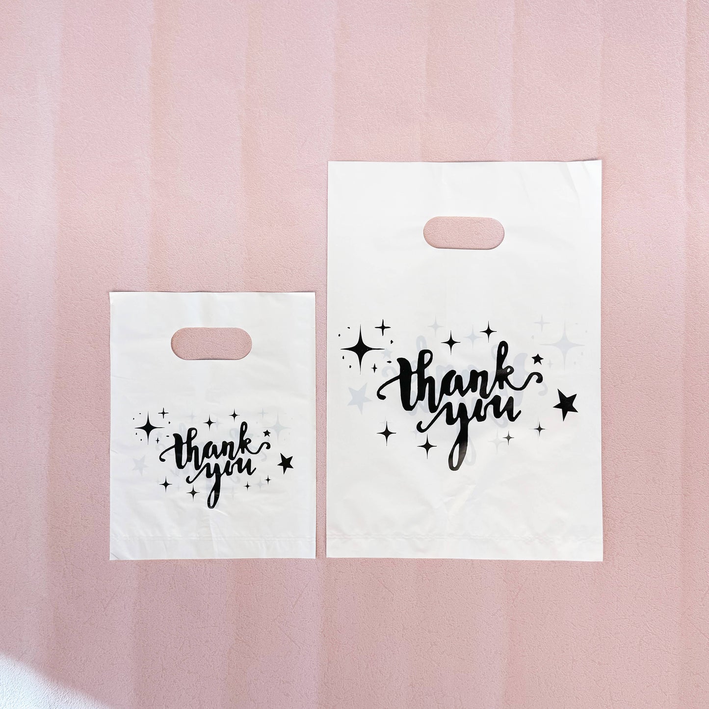 100pcs, White Thank You Stars Cut-out Handle PVC Gift Bag
