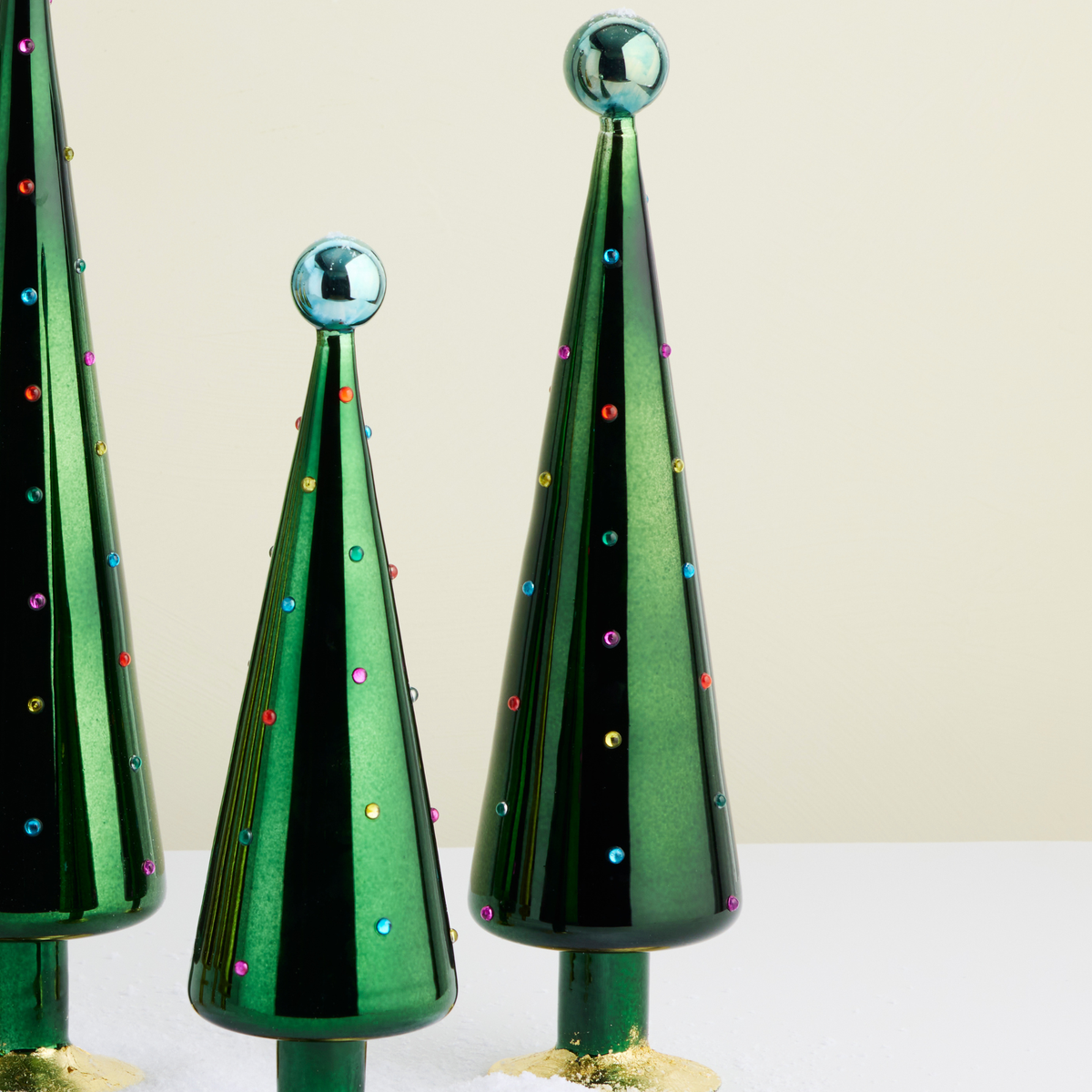 Emerald Glass Jewel Dot Christmas Tree – Medium