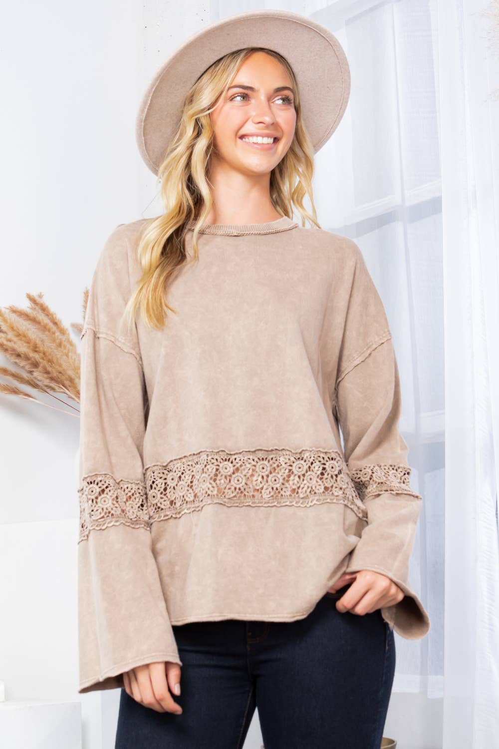 Mineral Wash BOHO Floral Lace Sweatshirt HT5504