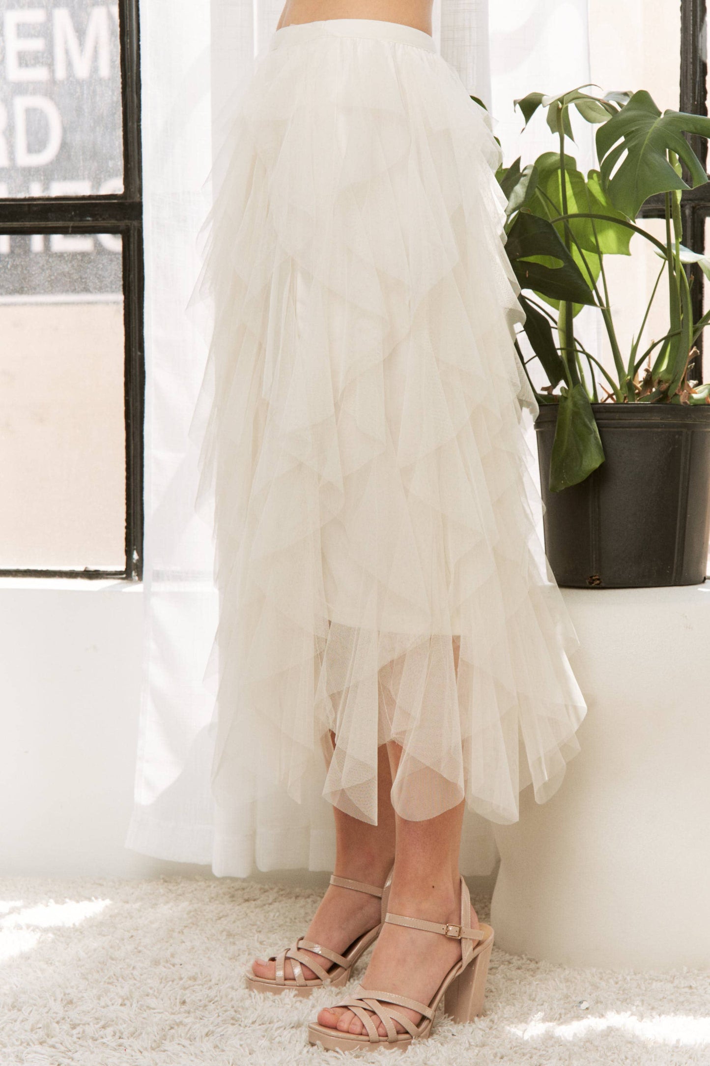 CASCADING TULLE MESH LAYERED MAX SKIRT