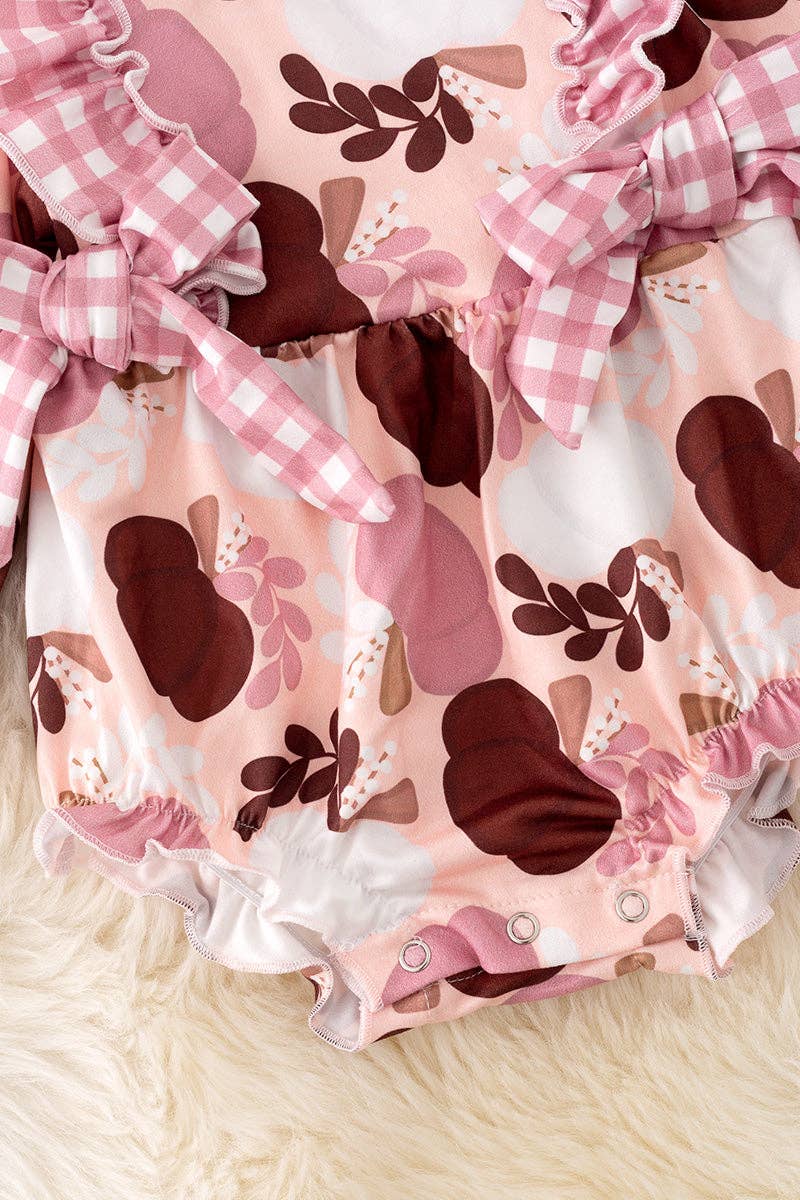 Pumpkin printed baby onesie with gingham trim. RPG40624 AMY