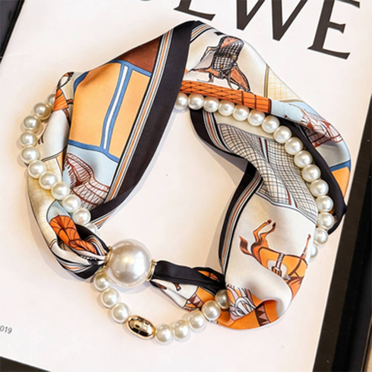 Pearl Magnetic Skinny Silk Neck Scarf_CWASC03934