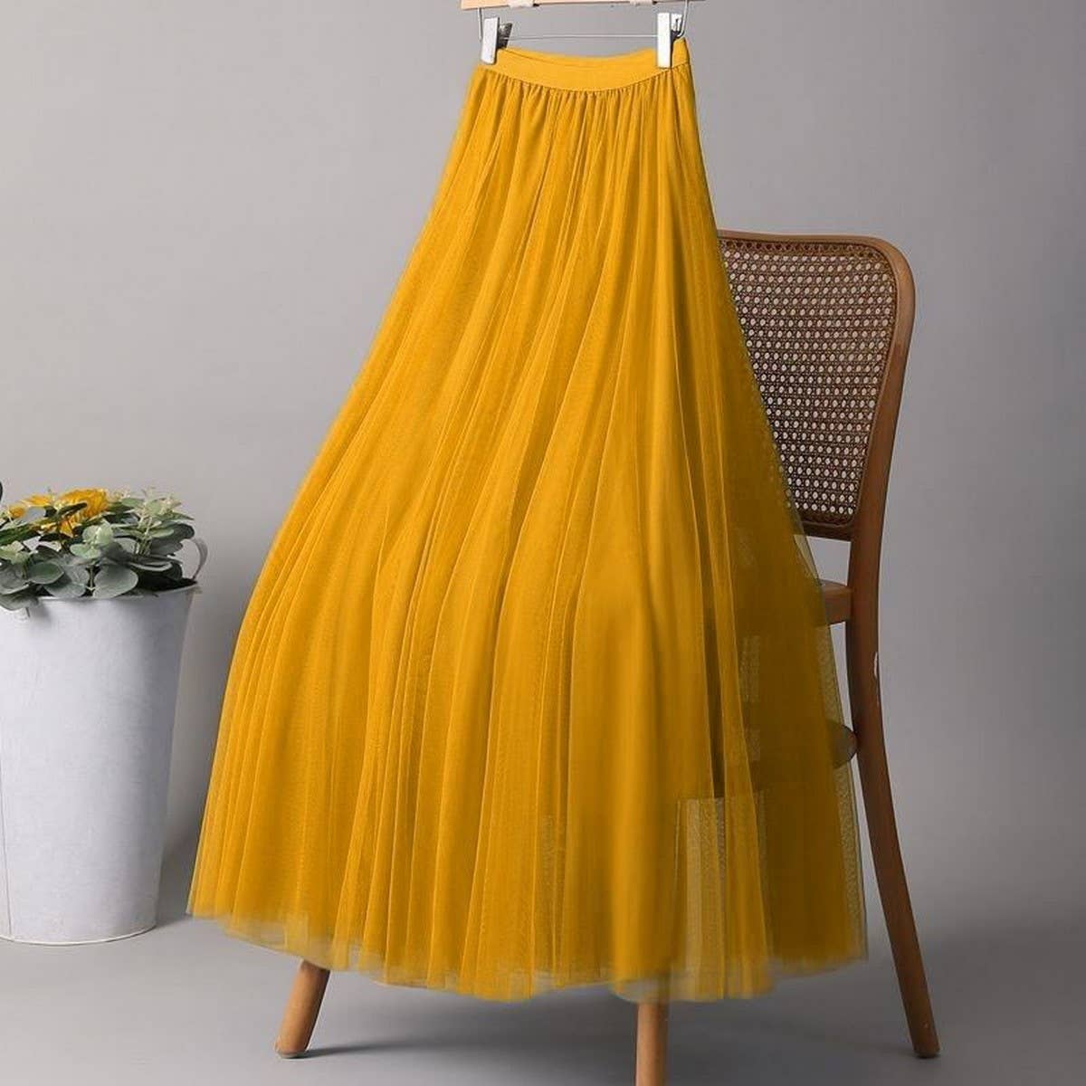 SOLID COLOR ELASTIC-WAIST MESH TULLE A-LINE SKIRT_CWBLS0372