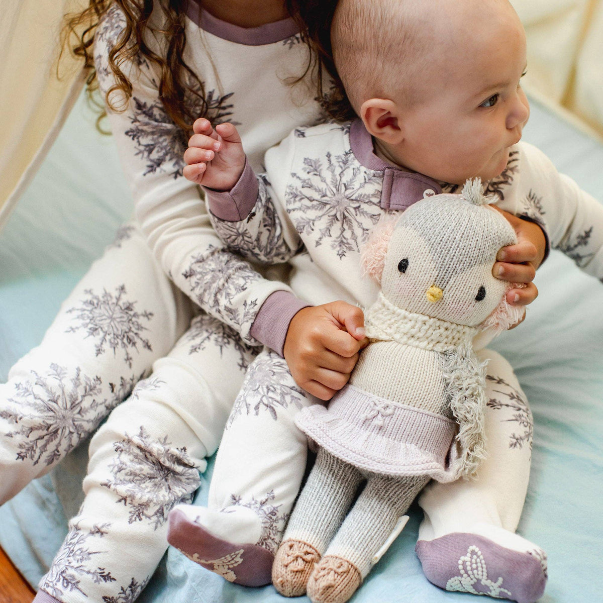 Elegant Snowflakes Organic Cotton Sleep & Play