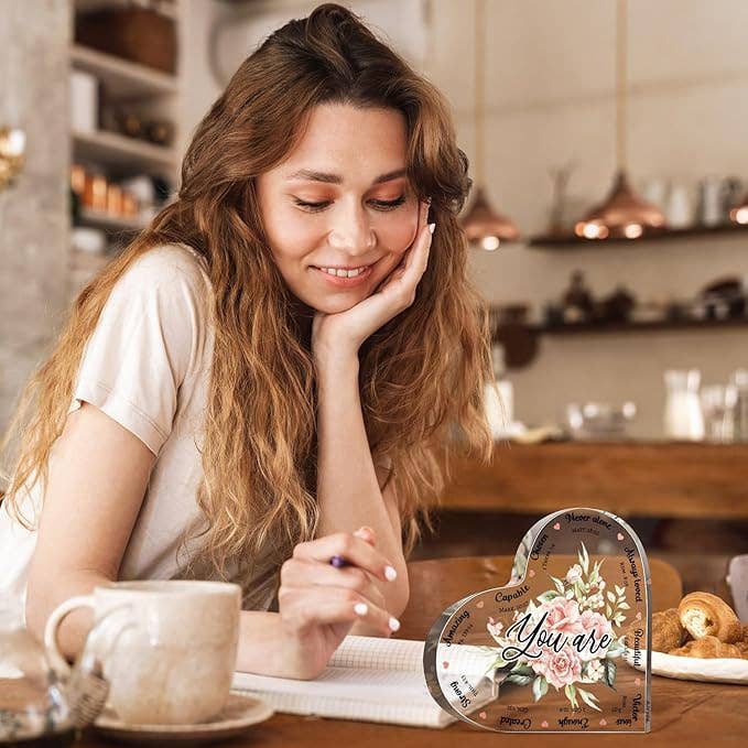 Heart-Shaped Religious Faith Decoration Sign Plaque