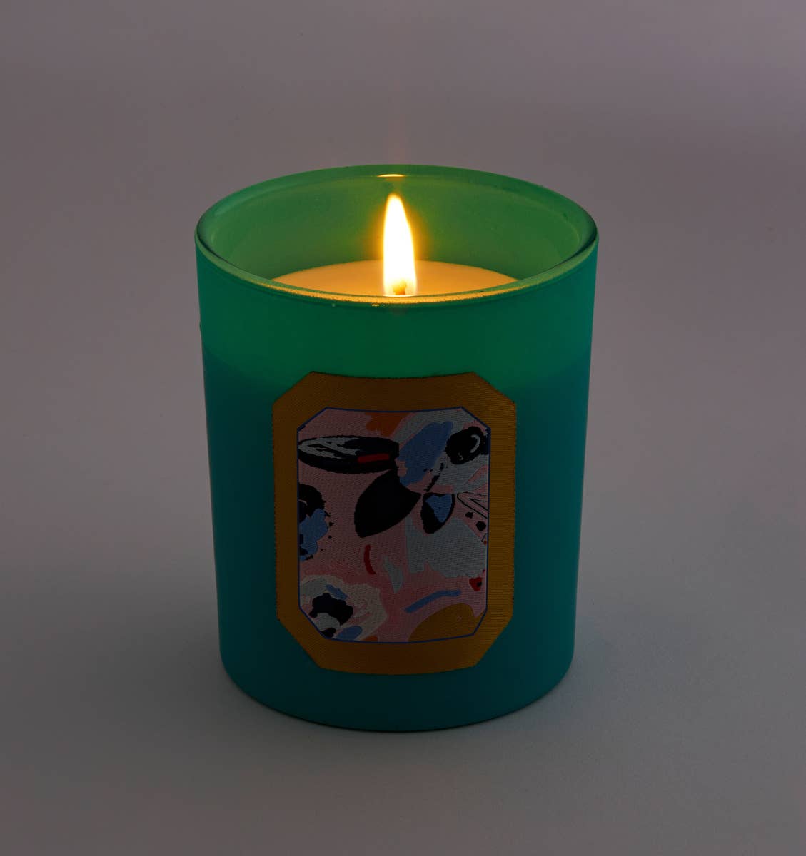 English Pear & Freesia Scented Candle