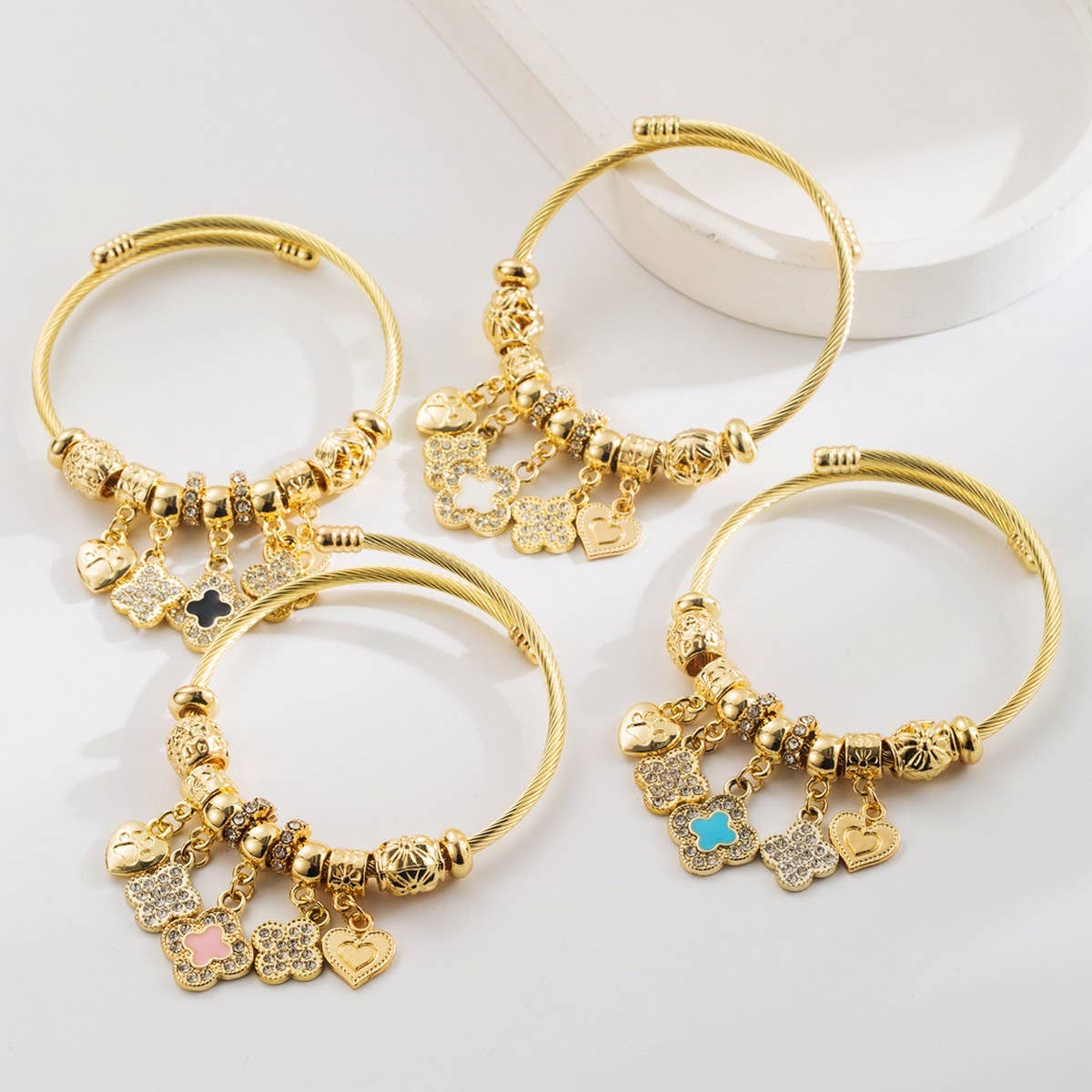 Trendy Gold Clover Heart Charm Bracelet_CWMM8491