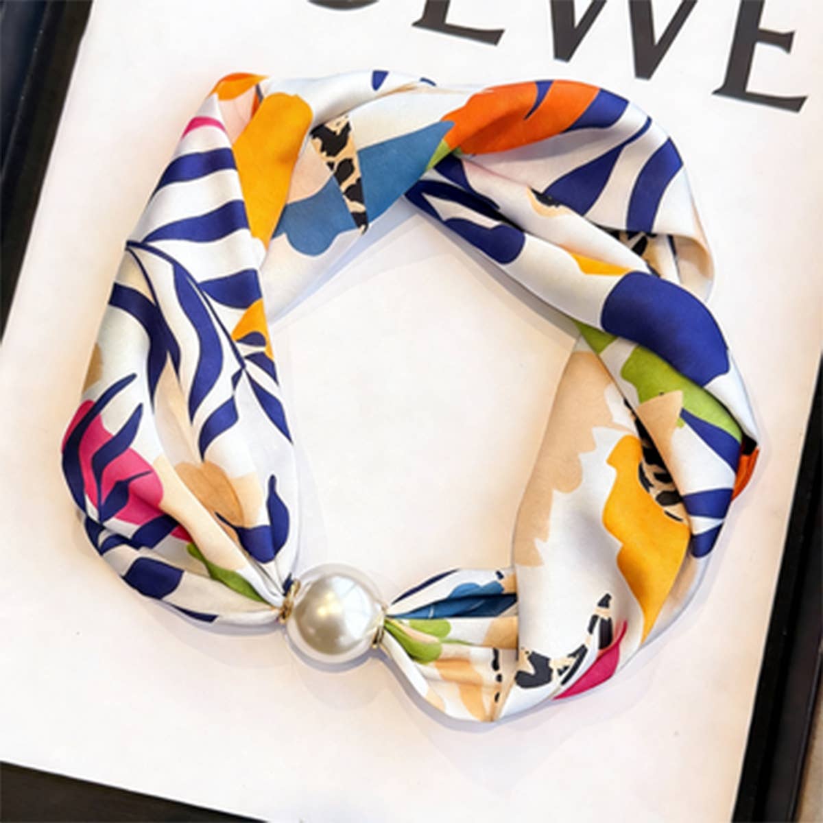 Pearl Magnetic Skinny Silk Neck Scarf_CWASC03934