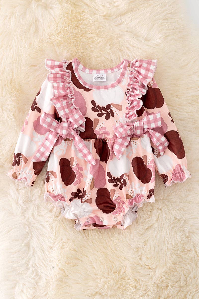 Pumpkin printed baby onesie with gingham trim. RPG40624 AMY