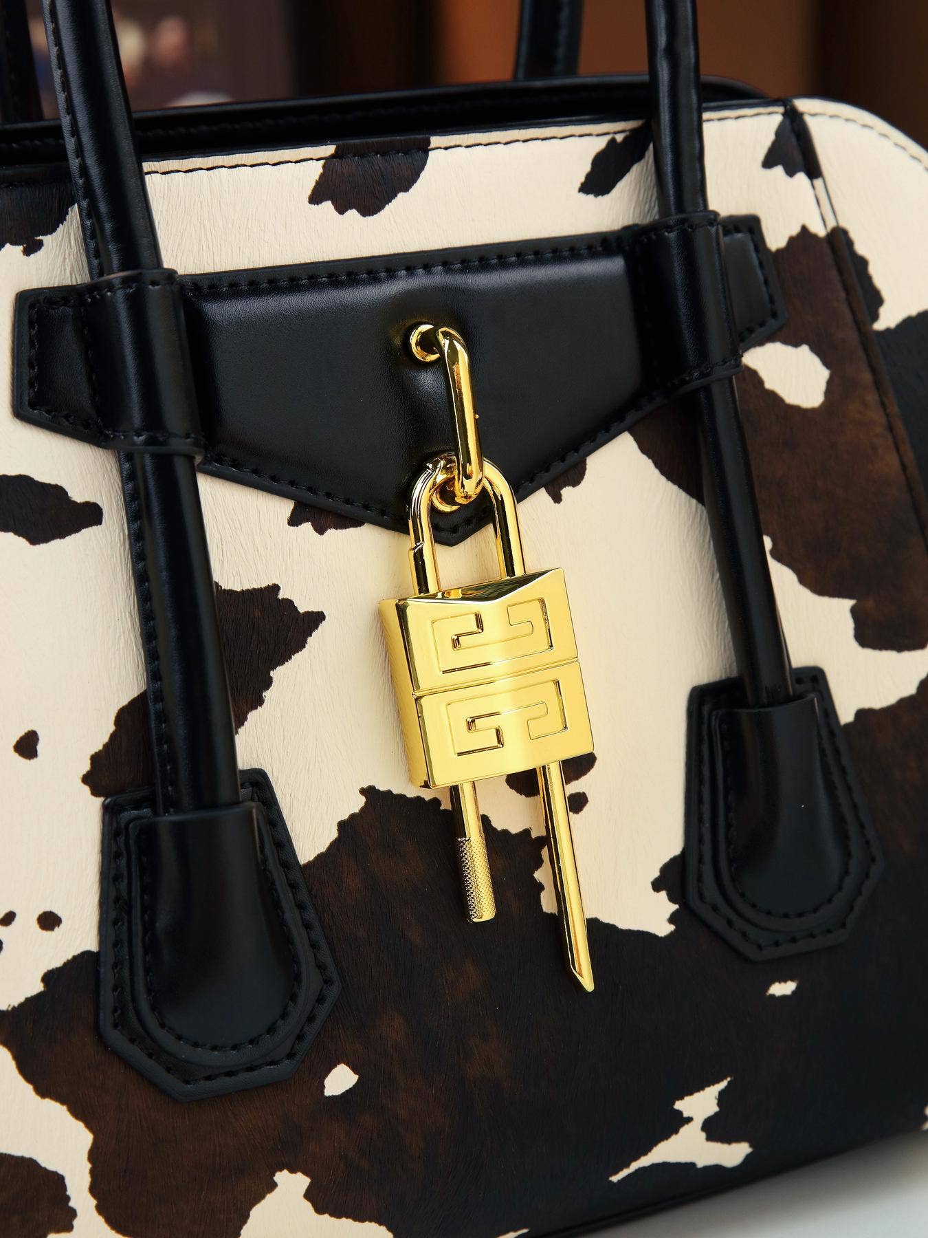 Lock Detail Cow Print Handbag Boston bag with 2 straps