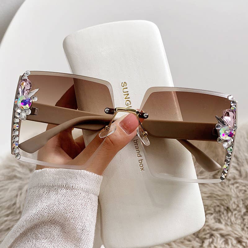 Exquisitely crafted side-rimmed diamond-studded sunglasses