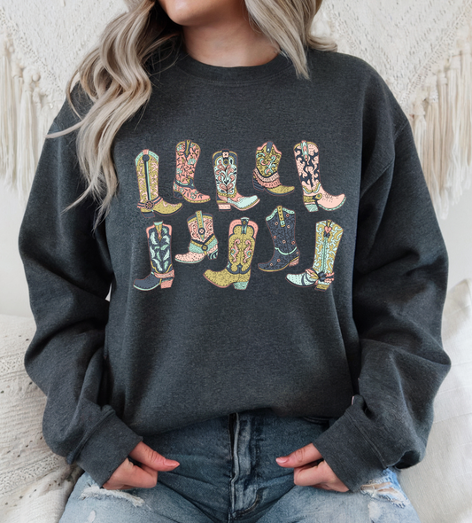 COWBOY BOOTS CREWNECK TEE/SWEATSHIRT