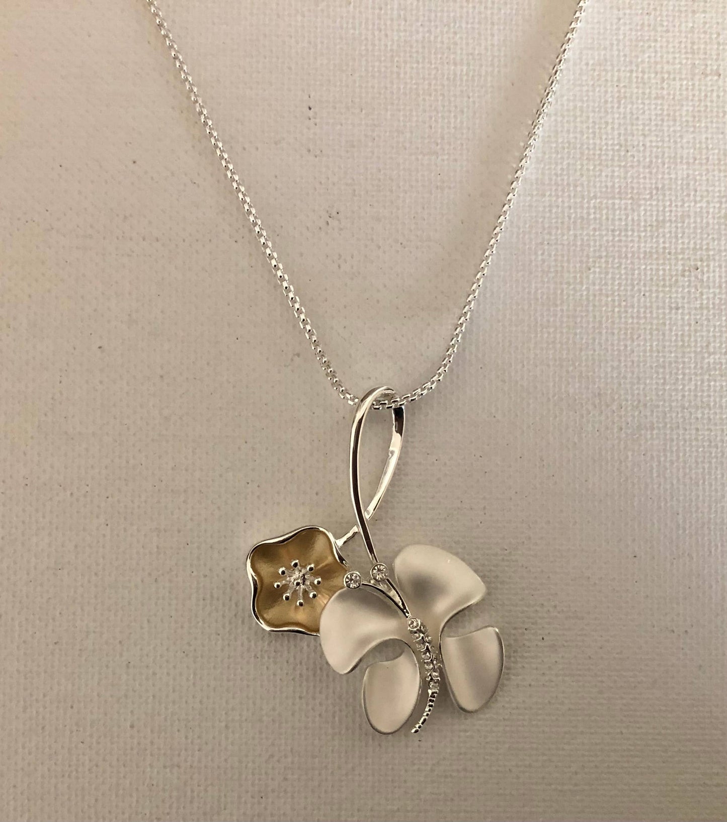 Butterfly/Flower Jewelry Necklace