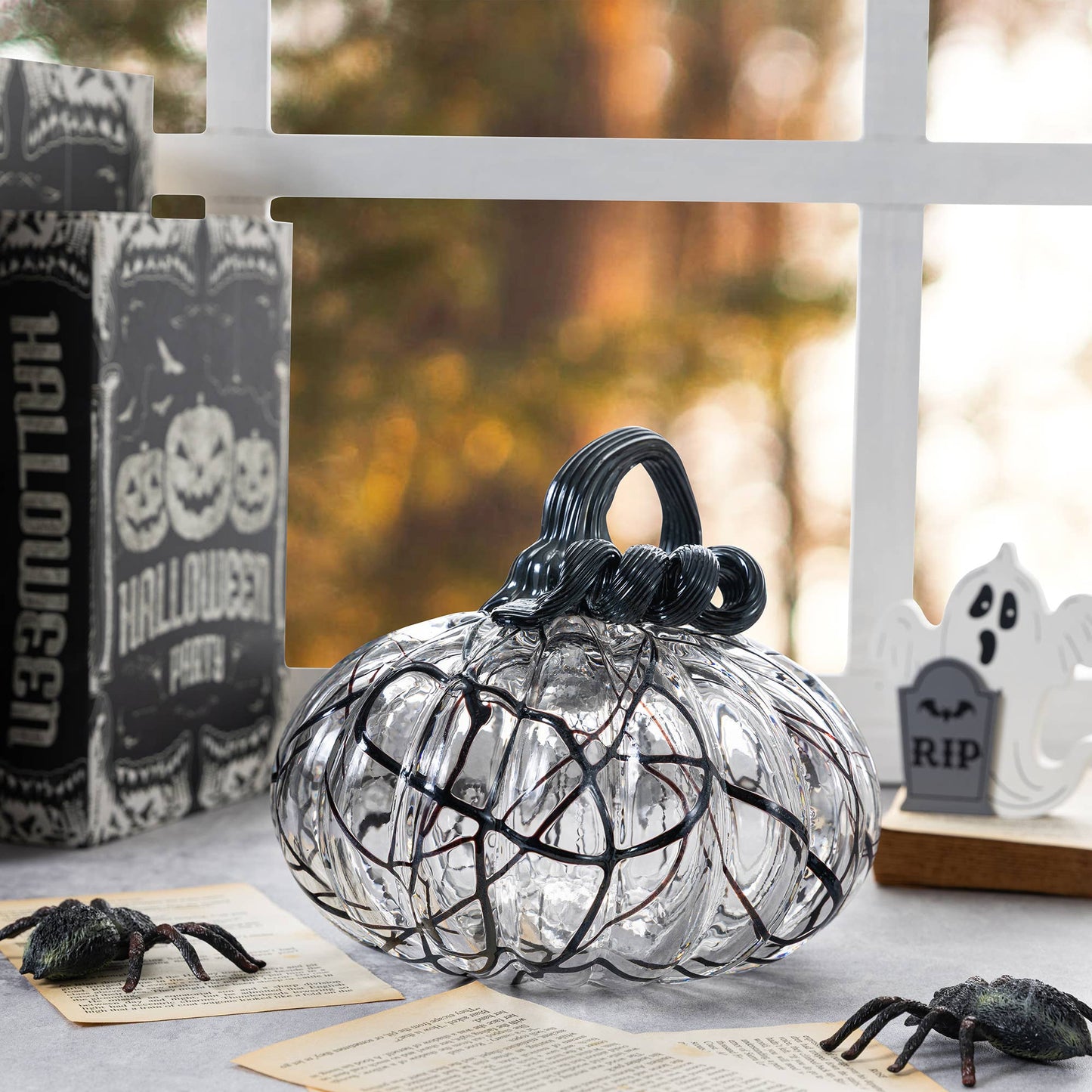7.50 in L Halloween Glass Pumpkin