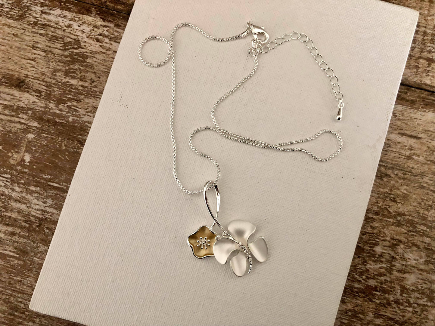 Butterfly/Flower Jewelry Necklace