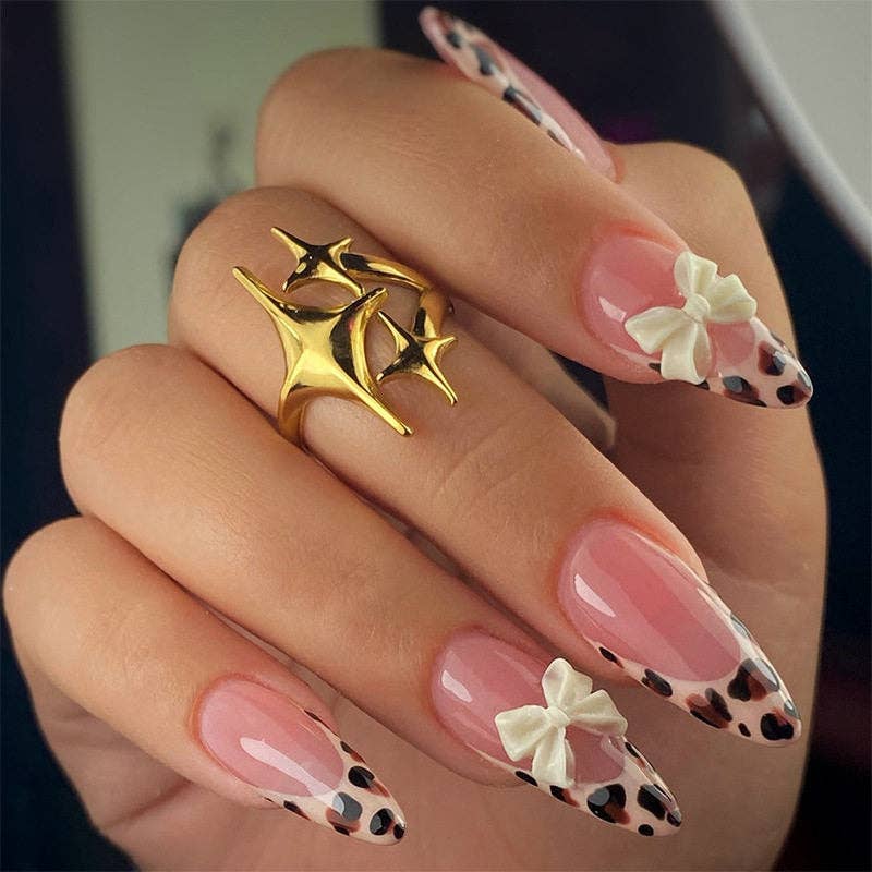 Almond Nails Winter Fall Leopard Print False Nails High Quality