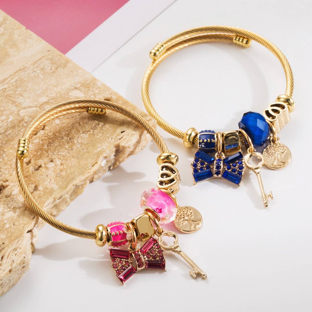 Gold Crystal Bow Charm Bracelet for Women_CWMM8471