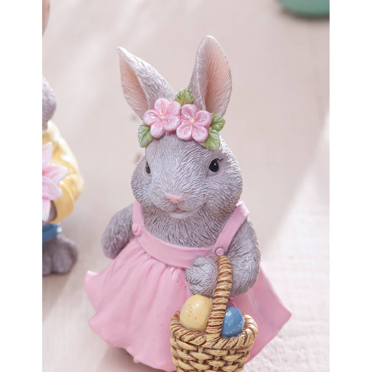 Polyresin Rabbit Table Décor