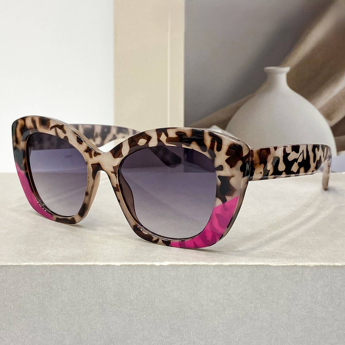 Fashion Cat Eye Leopard Print Retro Flat Sunglasses