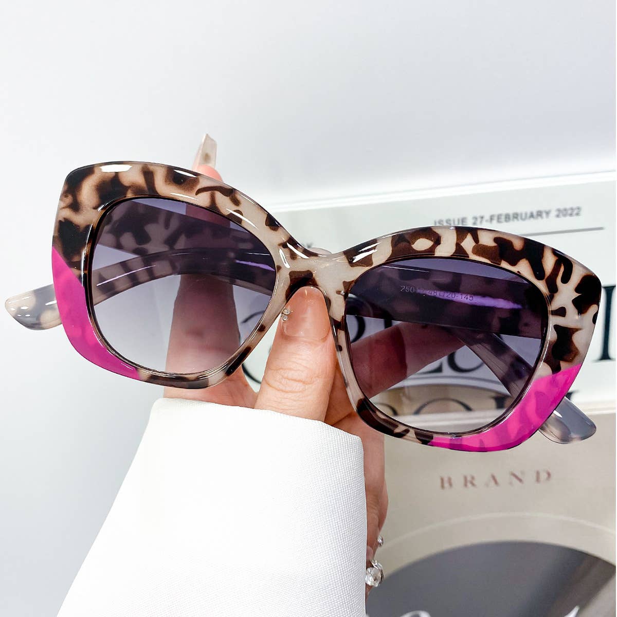 Fashion Cat Eye Leopard Print Retro Flat Sunglasses