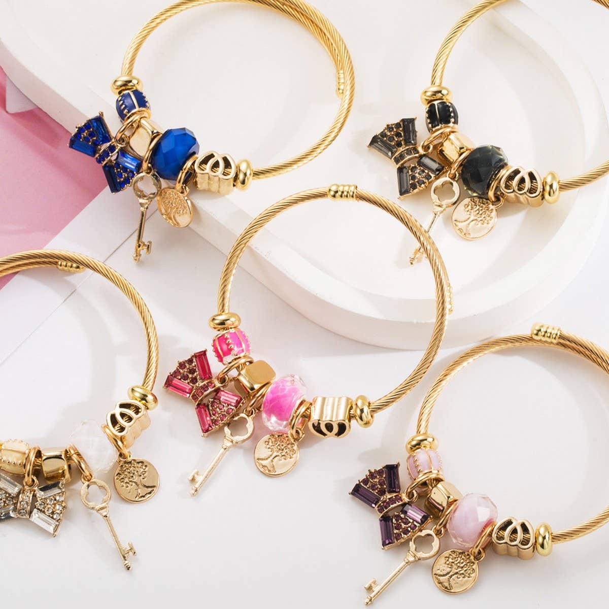 Gold Crystal Bow Charm Bracelet for Women_CWMM8471