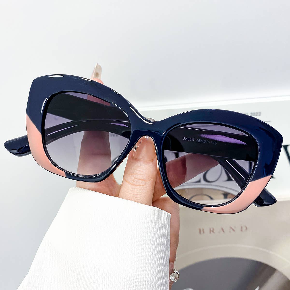 Fashion Cat Eye Leopard Print Retro Flat Sunglasses