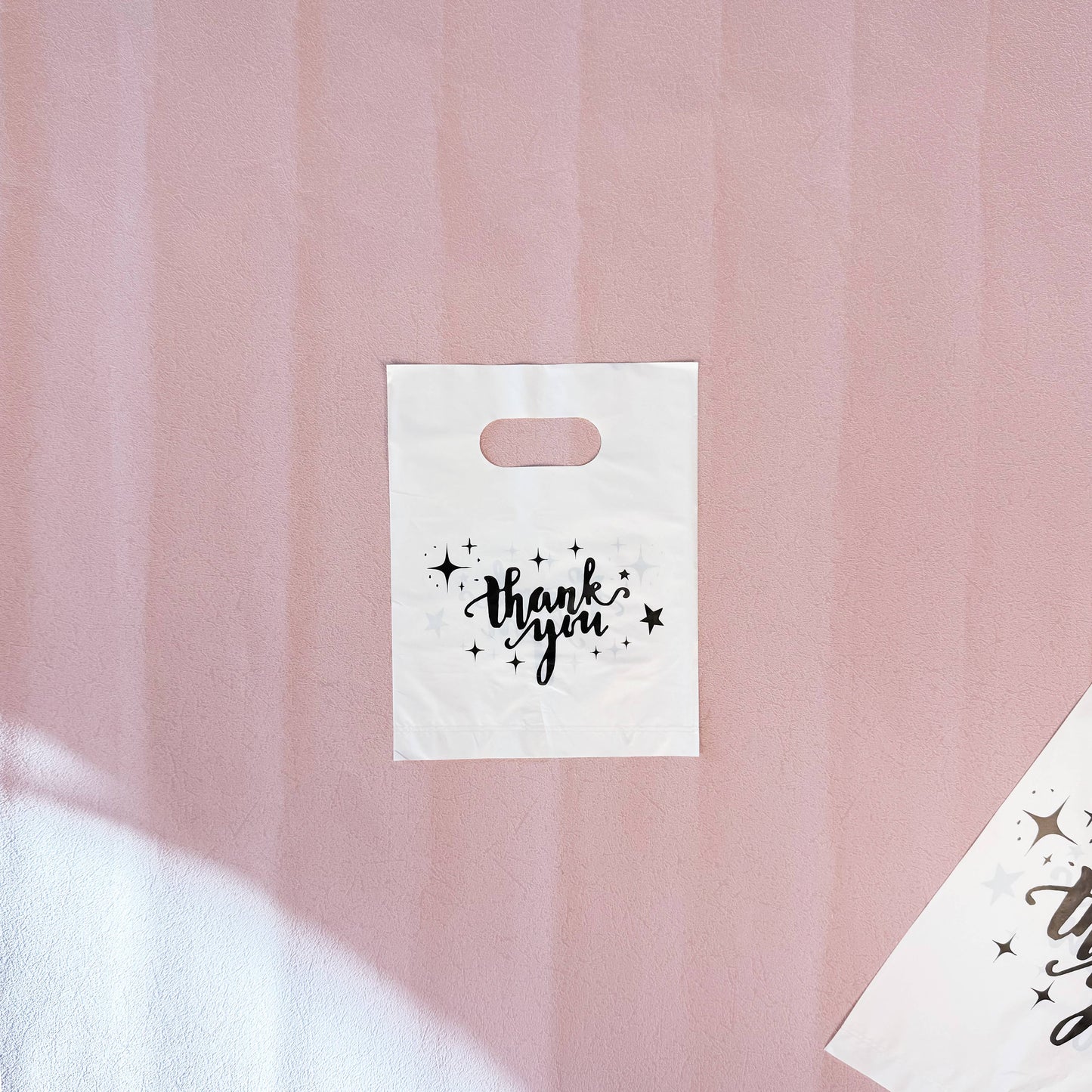 100pcs, White Thank You Stars Cut-out Handle PVC Gift Bag