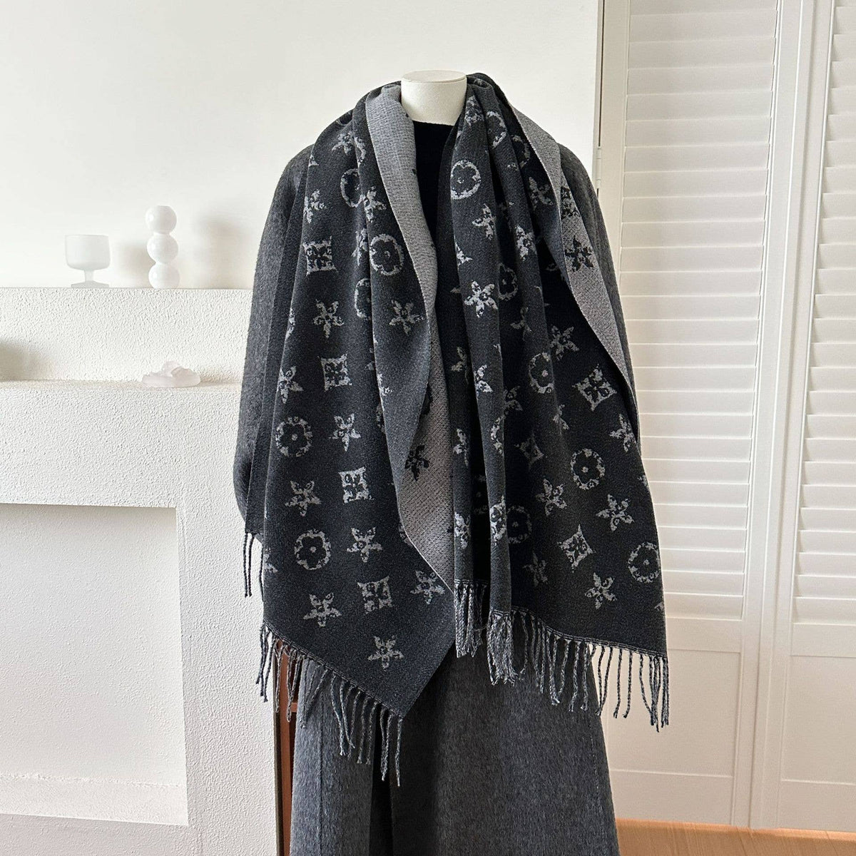 British-Style Geometric Reversible Jacquard Fringe Scarf