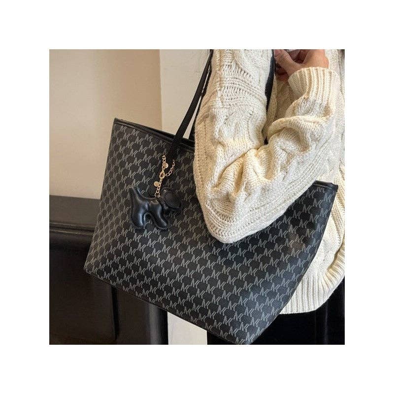 Fashion Print Tote Bag With Pendant