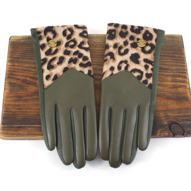 A26002 Faux Leather Leopard Contrast Gloves