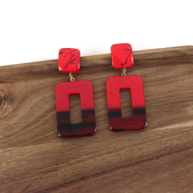 E26500 Bold Rectangle Dangle Acrylic Ring Earrings