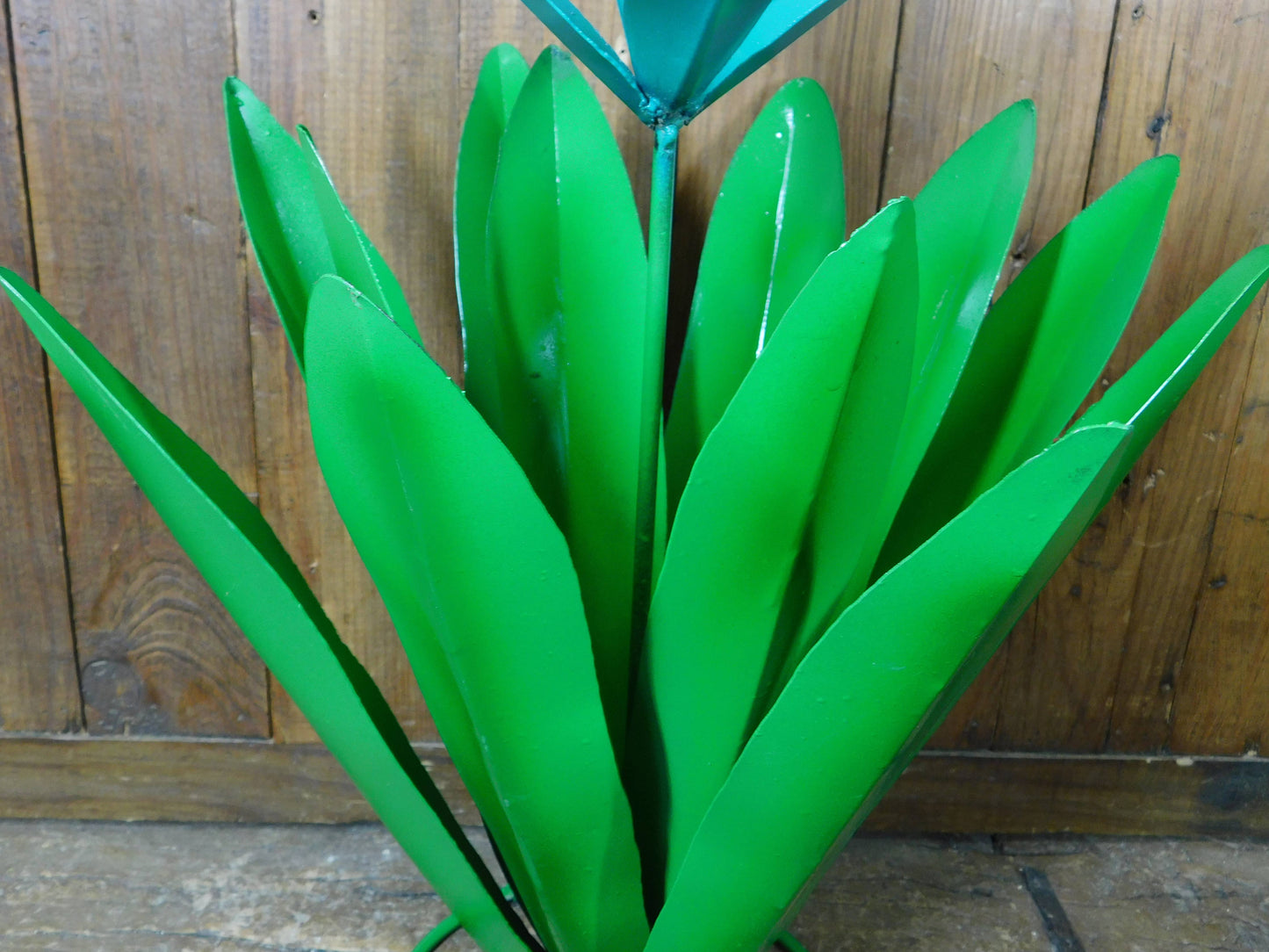 Ava-Turquoise Blossom Agave-WH-Green Metal Cactus-14x21H