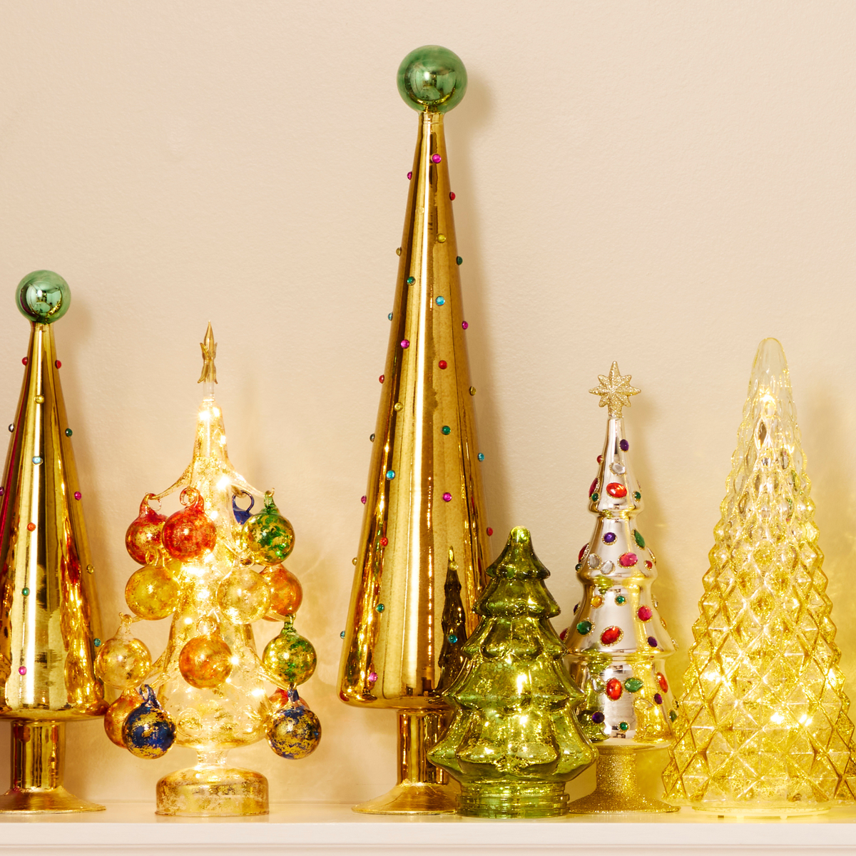 Gold Glass Jewel Dot Christmas Tree – Large