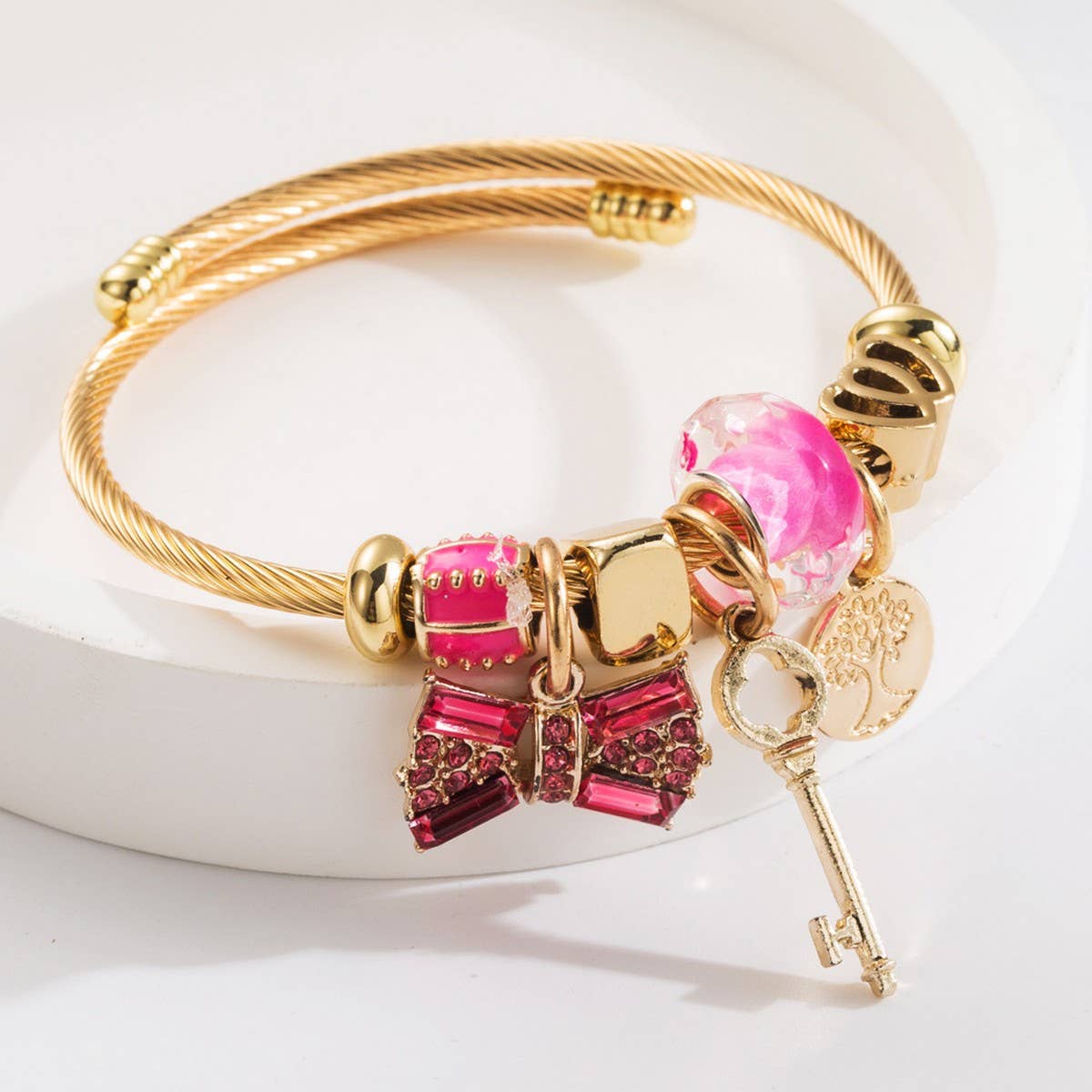 Gold Crystal Bow Charm Bracelet for Women_CWMM8471