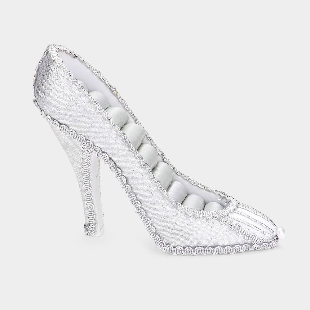 Flower Pointed Shimmery Stiletto Heel Ring Display Stand