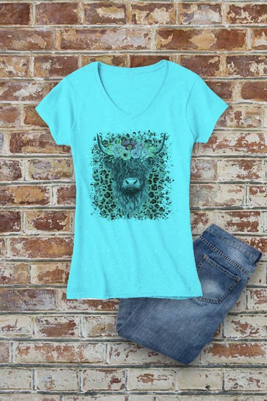 Highland Cow, Women's Fitted V-Neck T-Shirt